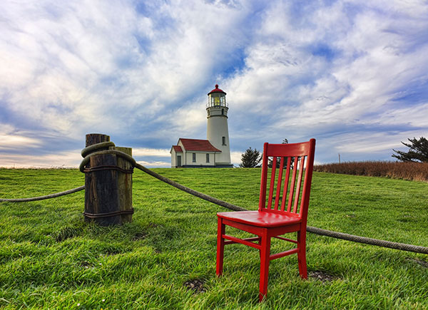 Photo Red Chair at Cape Blanco Lighthouse